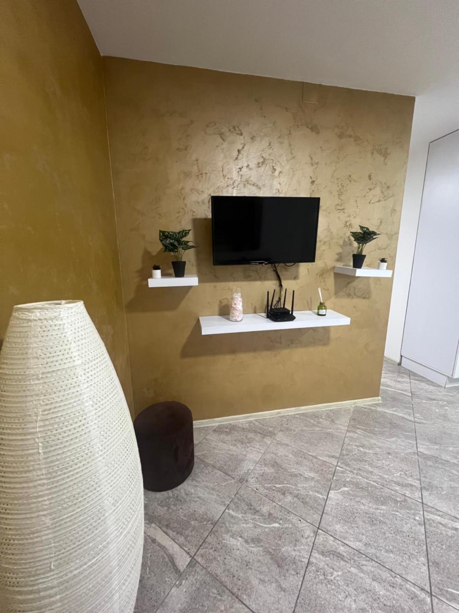 Aurora Apartment Sombor Eksteriør billede